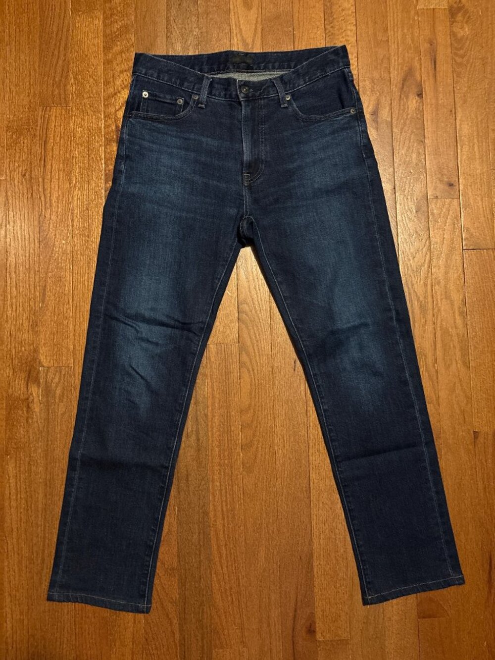 Uniqlo Jeans Dark Wash Mens Slim Fit 29 x 28 Excellent Condition!